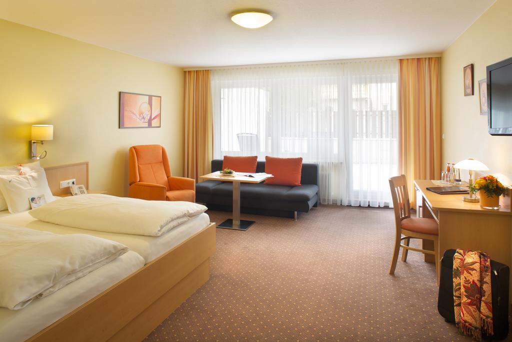 Kur- Und Wellnesshotel Foerch Bad Worishofen Ngoại thất bức ảnh